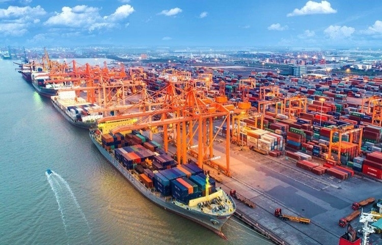 Xây dựng cảng xanh - cơ hội phát triển bền vững doanh nghiệp biển