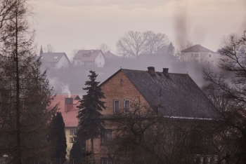 Thiếu nhiên liệu trầm trọng, người Ba Lan có thể phải đốt rác để sưởi ấm