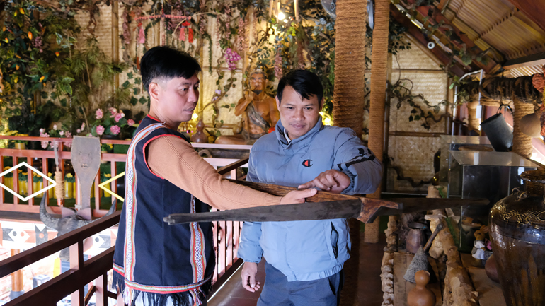 Giữ gìn không gian văn hóa truyền thống ở Tà Nung