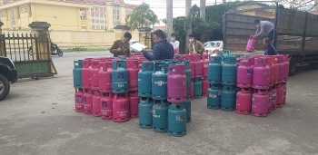 Thái Bình: Thu giữ hơn 200 LPG chai không rõ nguồn gốc xuất xứ