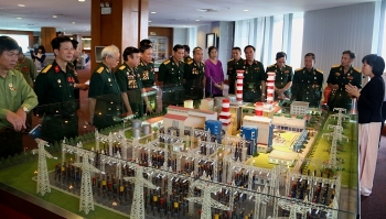 Hội CCB Tập đoàn giao lưu và nói chuyện lịch sử cùng cựu quân tình nguyện mặt trận 479 khu vực Hà Nội