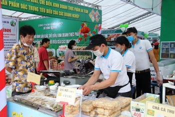 Hơn 150 gian hàng tham gia Hội chợ nông sản thực phẩm an toàn Hà Nội