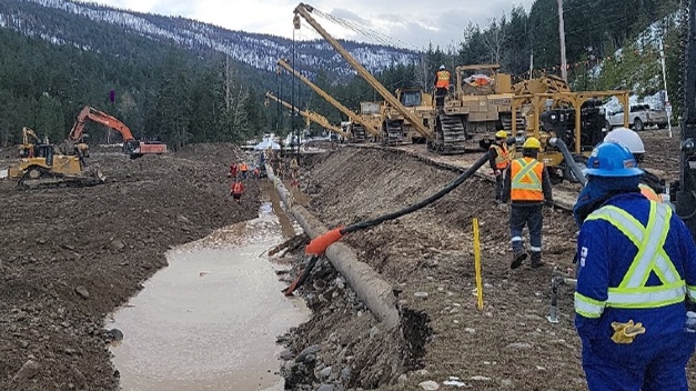 Canada hoang mang vì chi phí xây đường ống dẫn dầu Trans Mountain tăng vọt