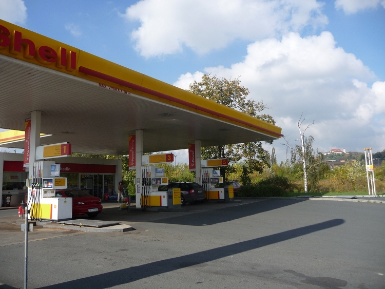 Các công ty dầu mỏ tại Phillipines sẽ lại giảm giá xăng dầu vào ngày mai