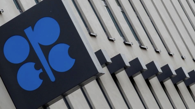 OPEC+ bắt đầu thảo luận về việc cắt giảm sản lượng cho cuộc họp tháng 10