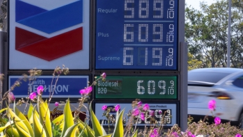 Giá xăng tăng 17 cent ở New Mexico