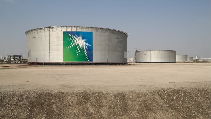 Ả Rập Xê-út có thể tiếp tục giảm giá dầu xuất khẩu sang châu Á