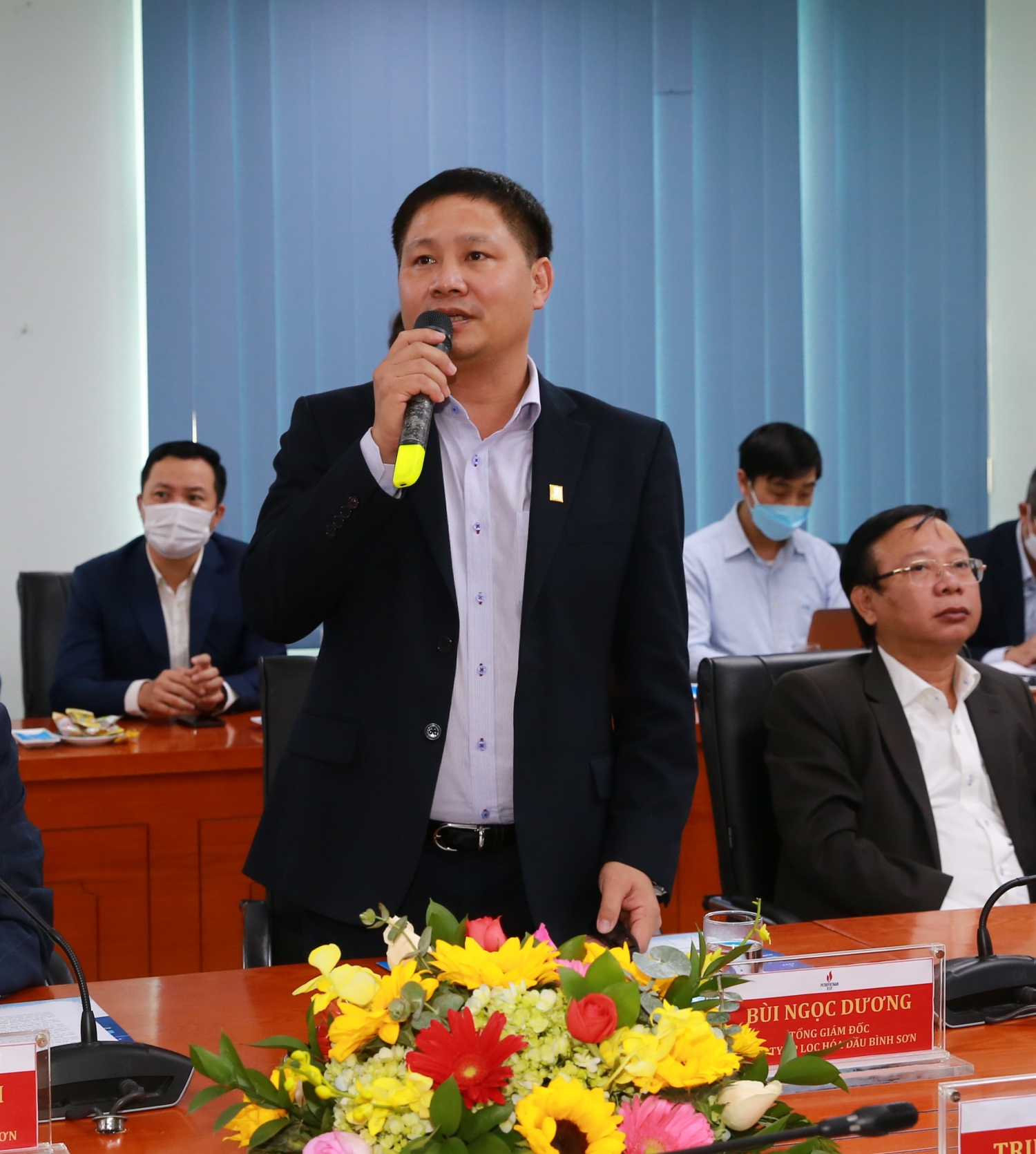 Chủ tịch nước Nguyễn Xuân Phúc thăm và làm việc tại Công ty cổ phần Lọc hóa dầu Bình Sơn