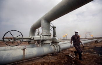 Giá xăng dầu hôm nay 8/3 lại tăng mạnh, Nga cảnh báo giá dầu lên 300 USD/thùng