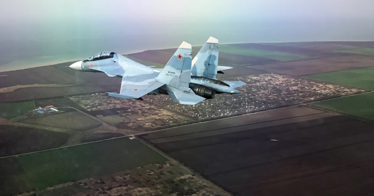 Máy bay Su-30 của Nga đâm xuống rừng