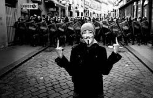 Hacker Anonymous khét tiếng nhất thế giới – Những điều chưa biết (phần 2)