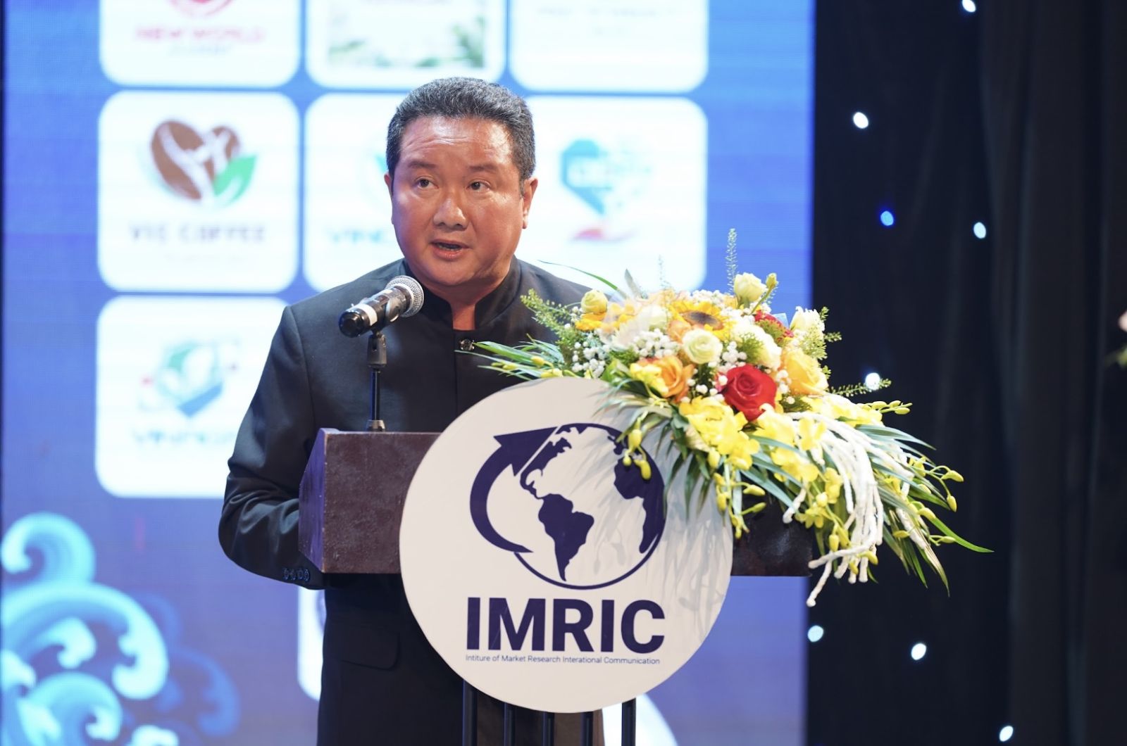 Viện IMRIC tổ chức Lễ Vinh danh cho các doanh nhân xuất sắc năm 2022