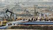 Giá dầu thô vững đà tăng, Brent lên mức 87,60 USD/thùng