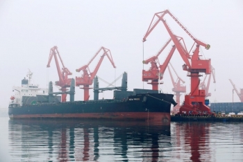 Nhập khẩu dầu thô của Trung Quốc giảm trong tháng 9