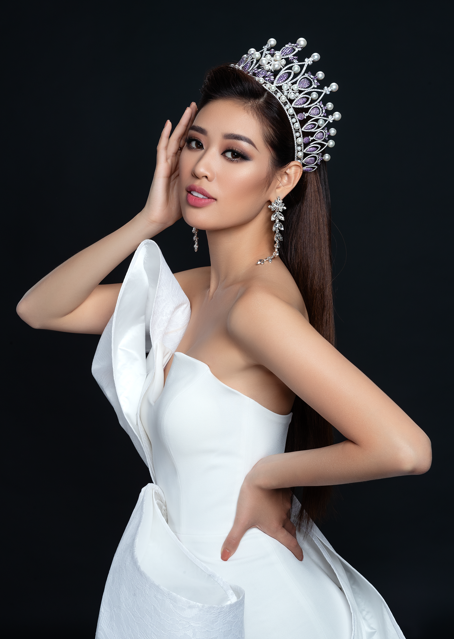 Hoa hậu Khánh Vân: Hành trình từ Miss Universe Vietnam đến Top 20 “Hoa hậu của các hoa hậu”